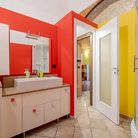 아파트 Casa Dei Giramondo 아스티